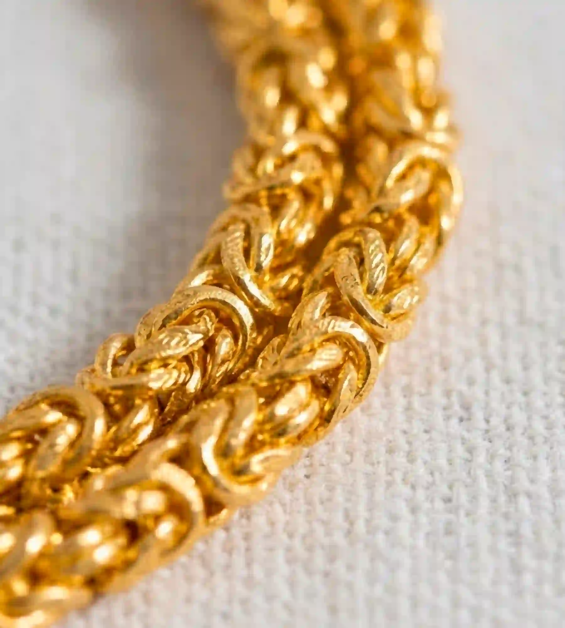 1000358579 Chain Necklace - Image 1