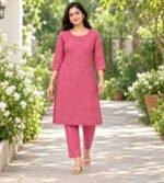 Fuchsia pink floral printed round-neck kurta and straight fit trouser set - Image 2