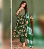 Green floral printed Anarkali kurta set - Image 5